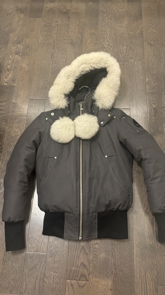 Moose Knuckles Women's Original Debbie Shearling Black Bomber Jacket small - Picture 1 of 8